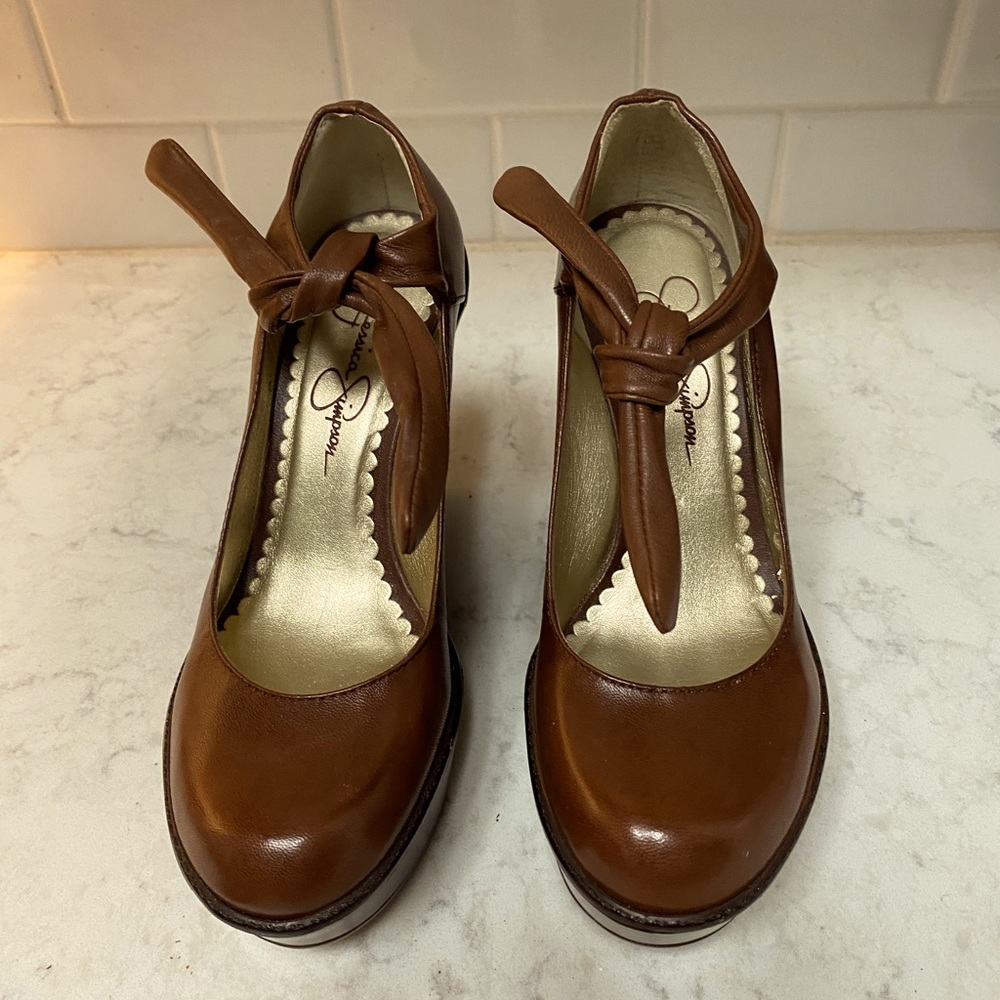 Jessica Simpson Wedges